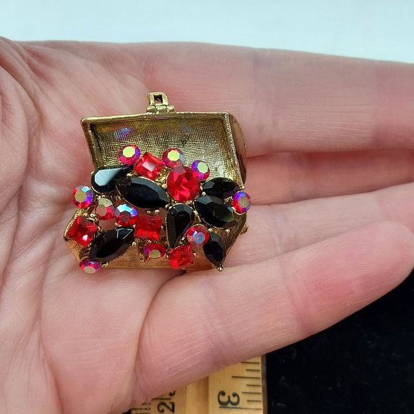 Gold Treasure Box with Rhinestones - Picture 3 of 5